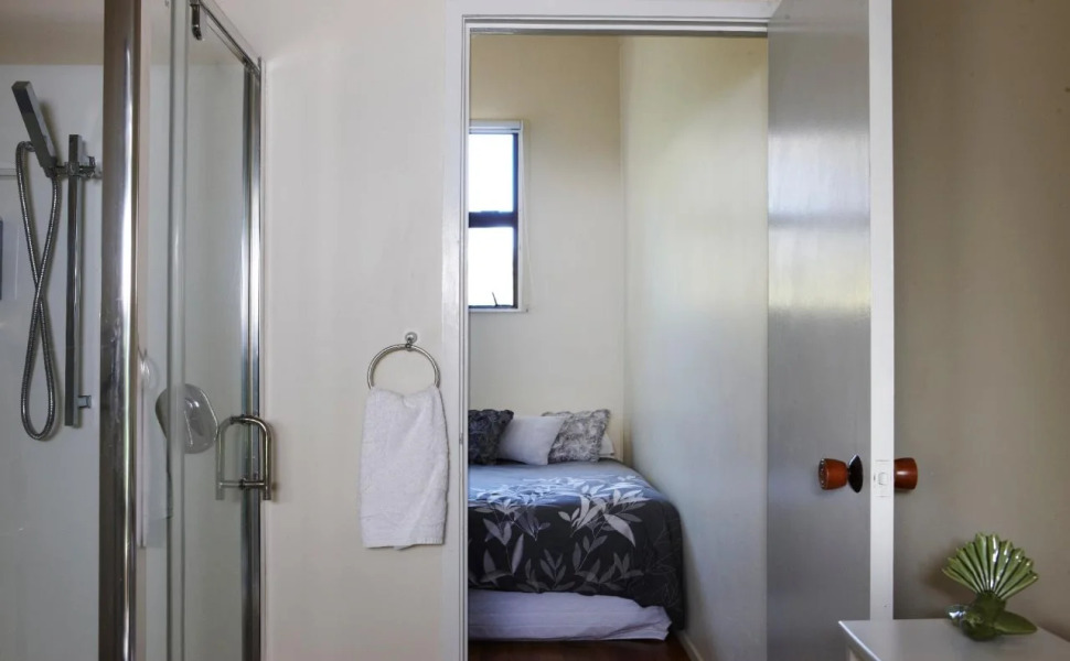 Tipi and Bob's Waterfront Lodge