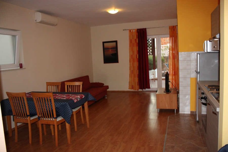 Apartment Niko - with pool : A4 Jelsa, Island Hvar