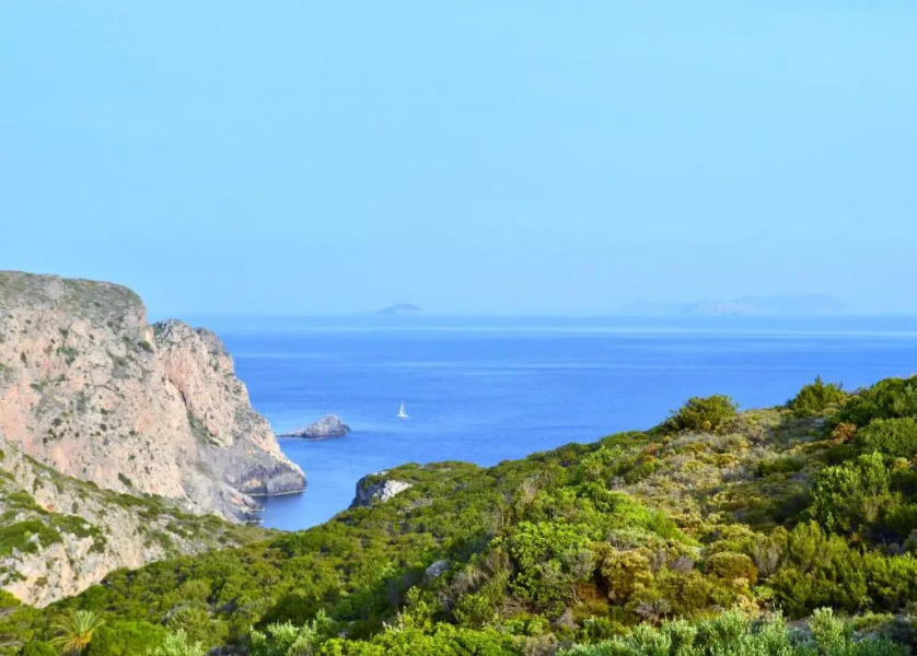 Secluded 3 BR House 5 mins from Kapsali