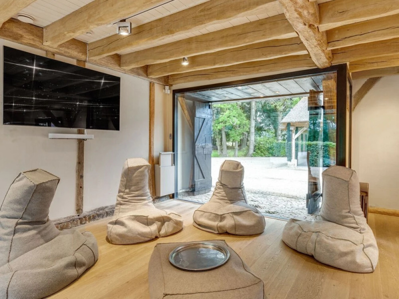 Attractively Renovated Farmhouse From Around 1700