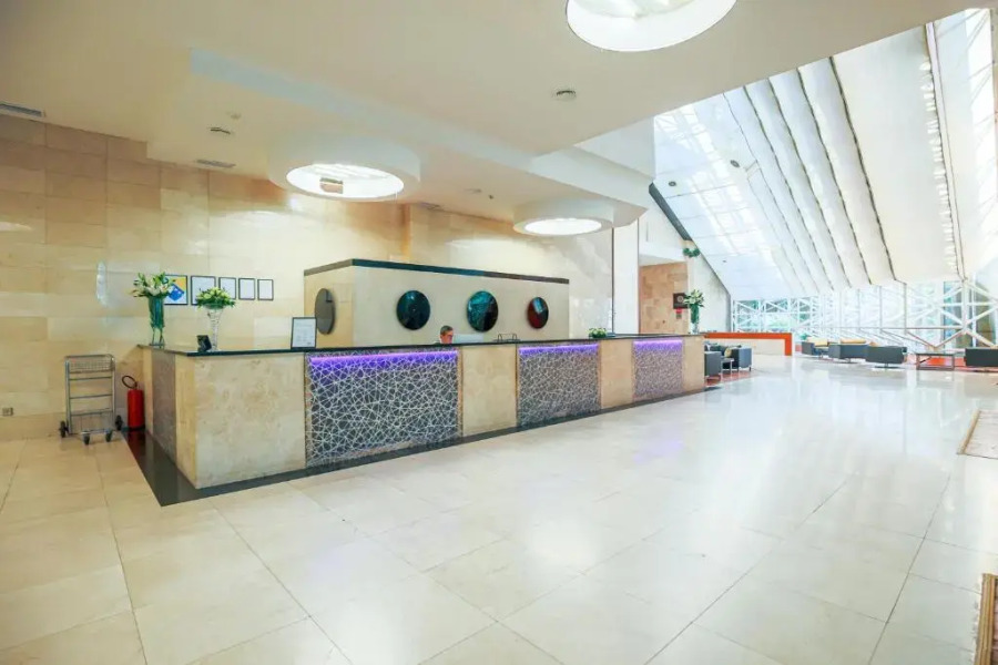 Отель Grand Tuzla