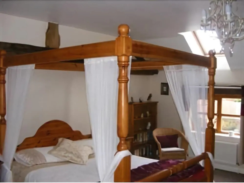 The Lodge Bed and Breakfast