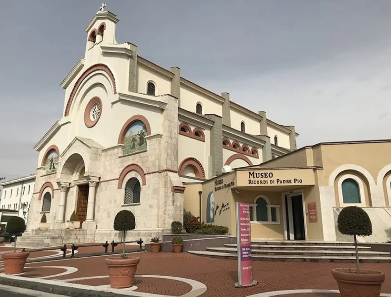 Studio in Telese Terme, With Wonderful City View, Enclosed Garden and Wifi