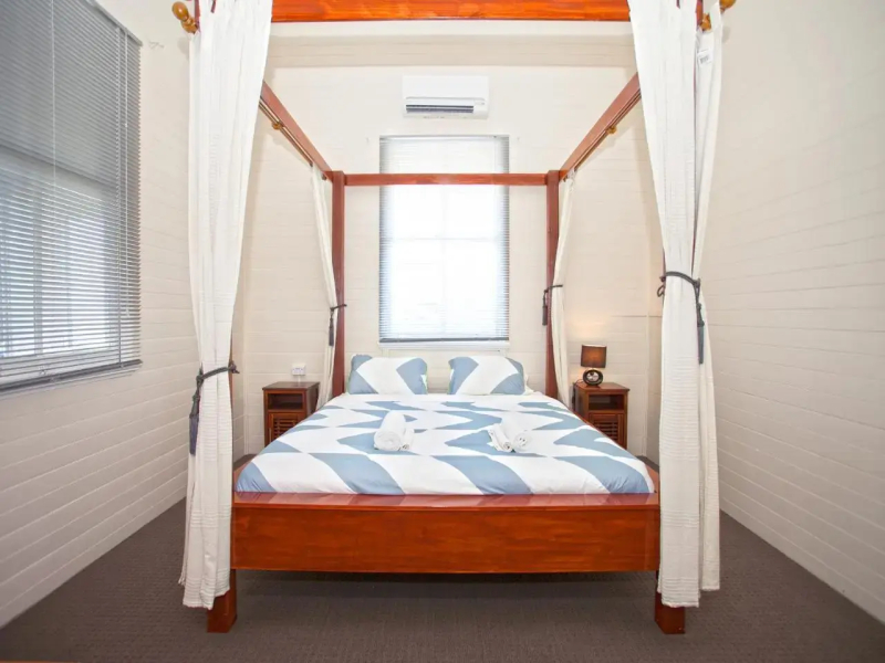CBD Holiday Home