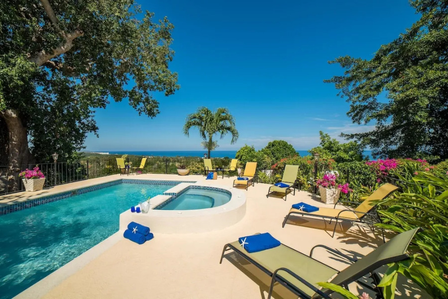 Mills Villa by Jamaican Treasures