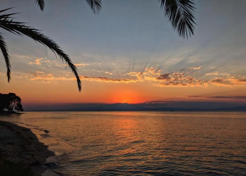 Seaside Deluxe Apartment