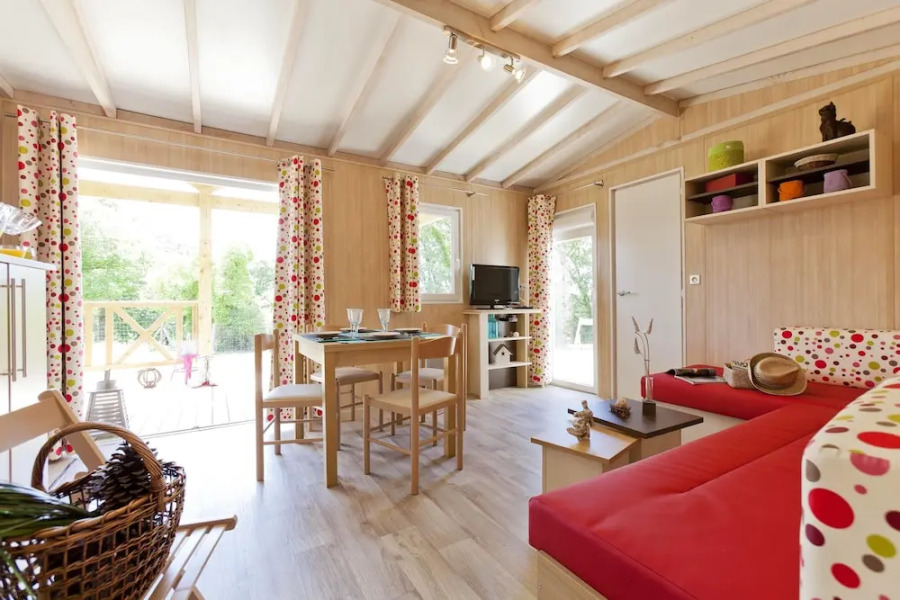 Bungalow With 3 Bedrooms in La Chapelle-hermier, With Shared Pool, Furnished Terrace and Wifi - 12 km From the Beach