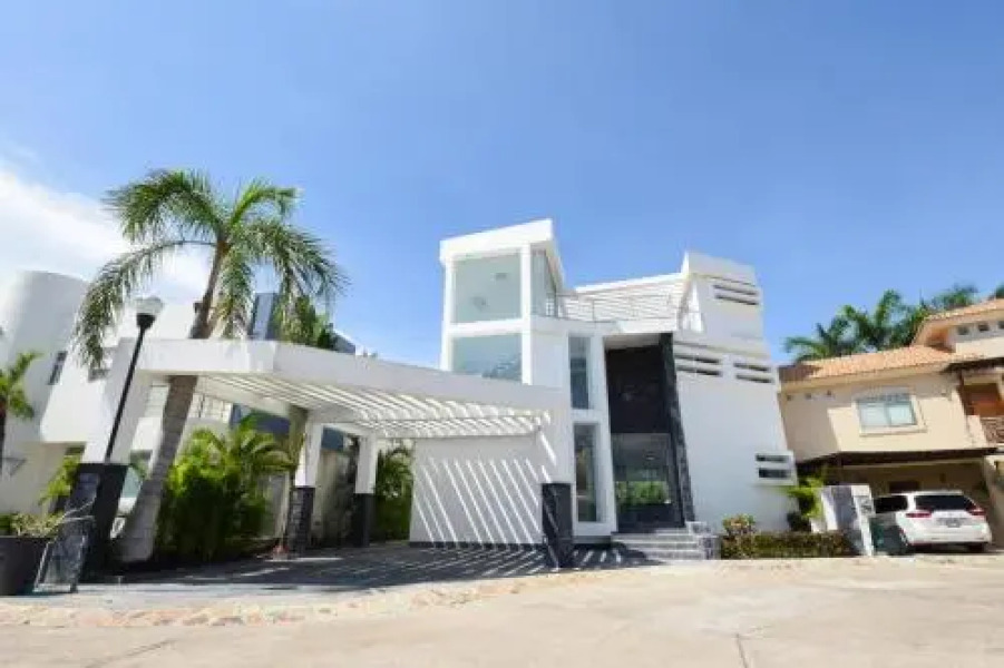 La Isla Gran Cayman 904