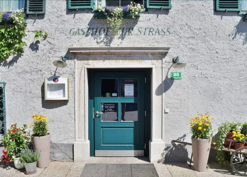 Gasthof zur Strass