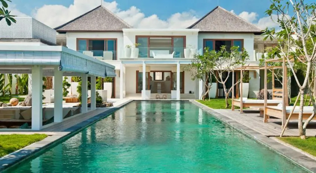 Villa Ombak Putih