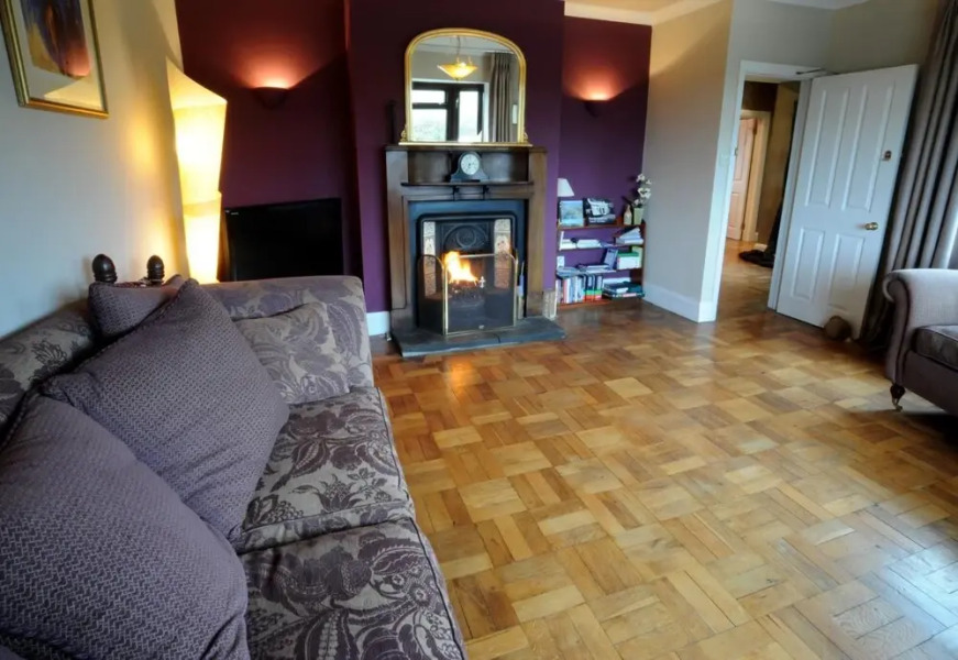 Fields Lodge Bed & Breakfast