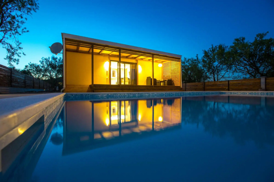 Poolincluded Holiday Home Relax