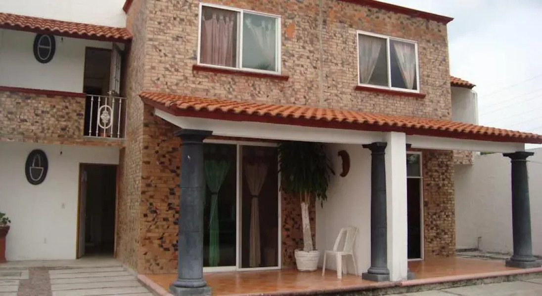 Casa de los Almendros