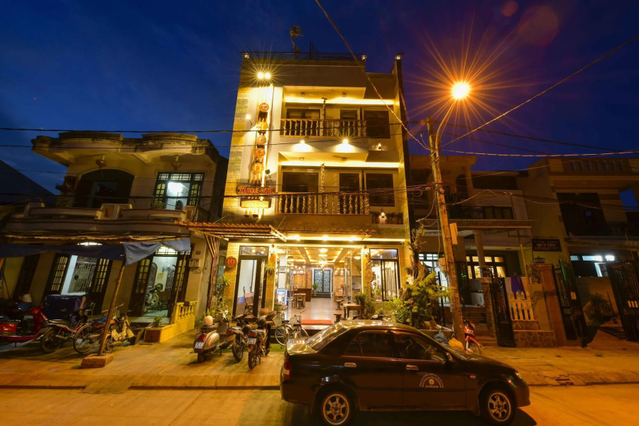 La An Old Town Hotel