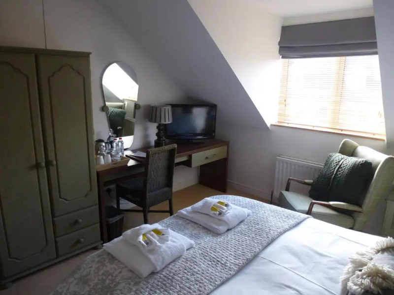 Grove Bed & Breakfast