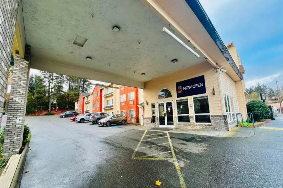 Studio 6 Suites Portland OR- I-5 OHSU