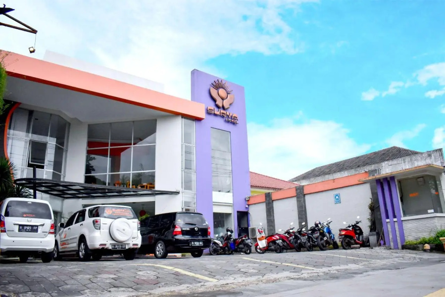 Hotel Surya