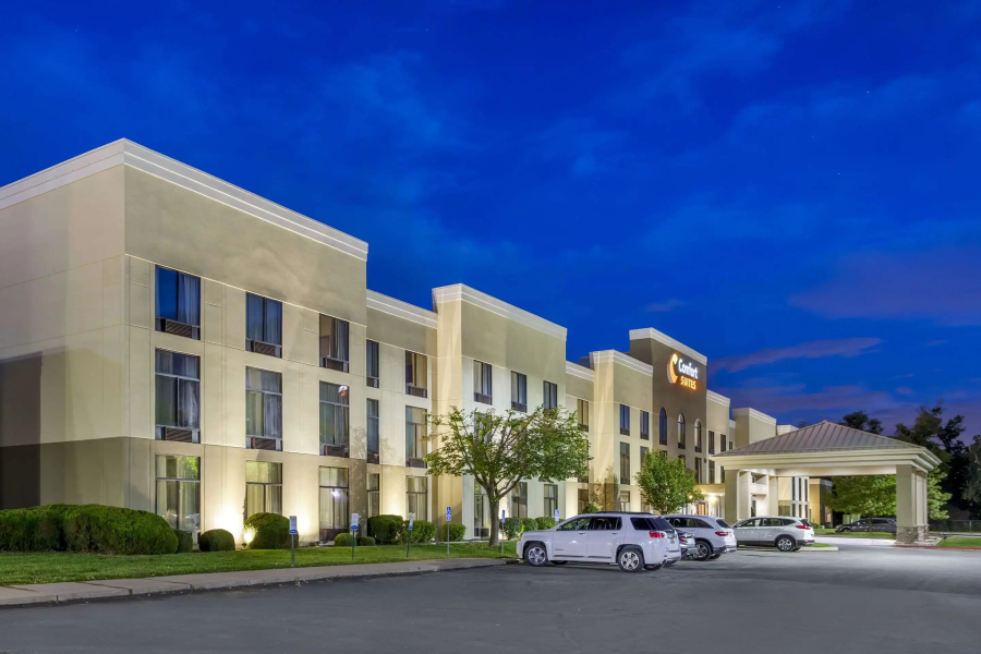 Comfort Suites Ogden Conference Center