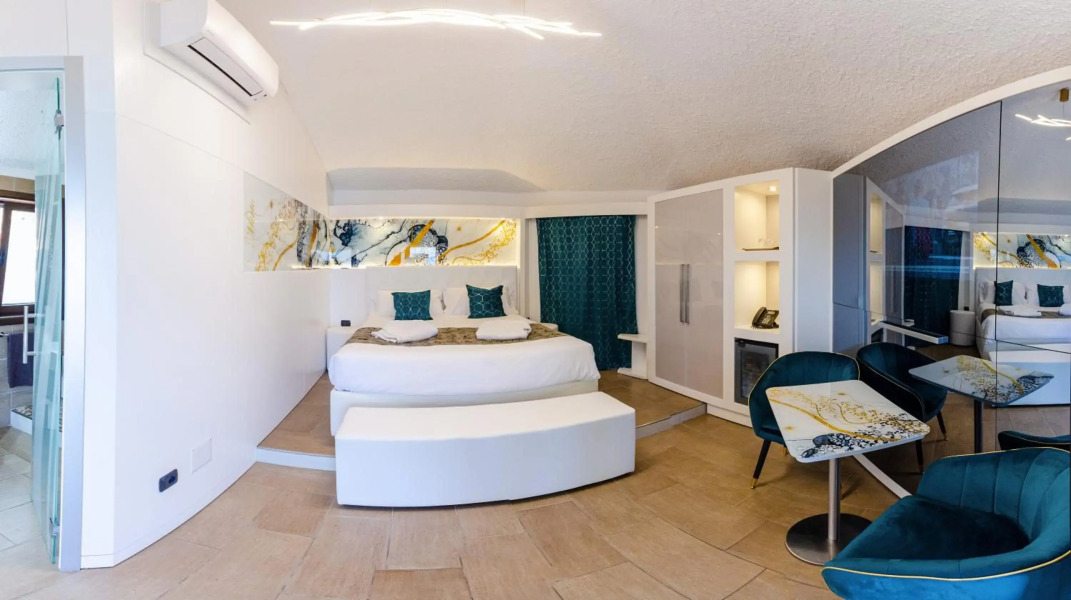 Calanica Residence Hotel