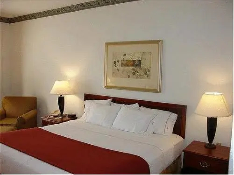 Best Western Plus Madisonville Inn