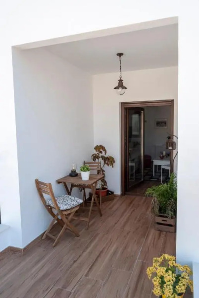 Apartamentos Cantarería, Rosa Mosqueta