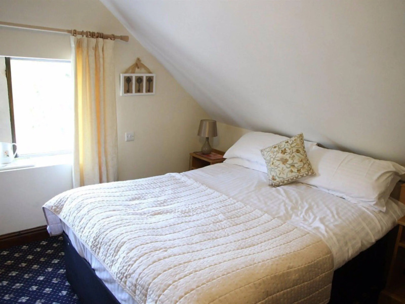 The Jug and Glass Inn