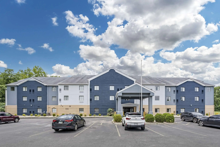 Country Inn & Suites by Radisson, Pickerington, OH