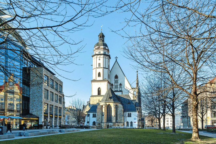 Holiday home in Markkleeberg with a shared pool