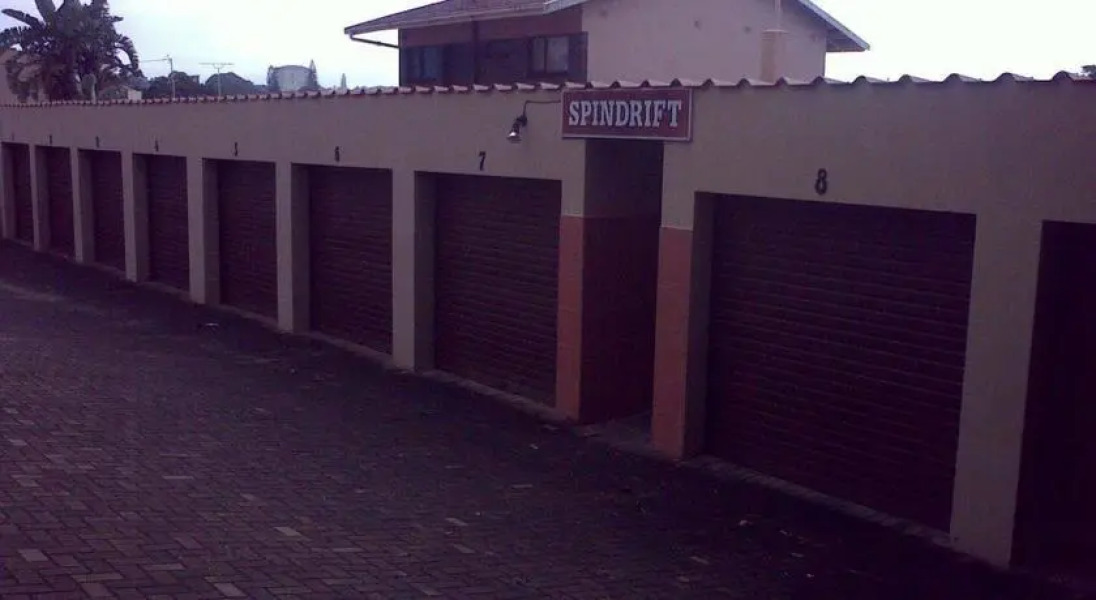 Moengel Moes Kardoes-Margate