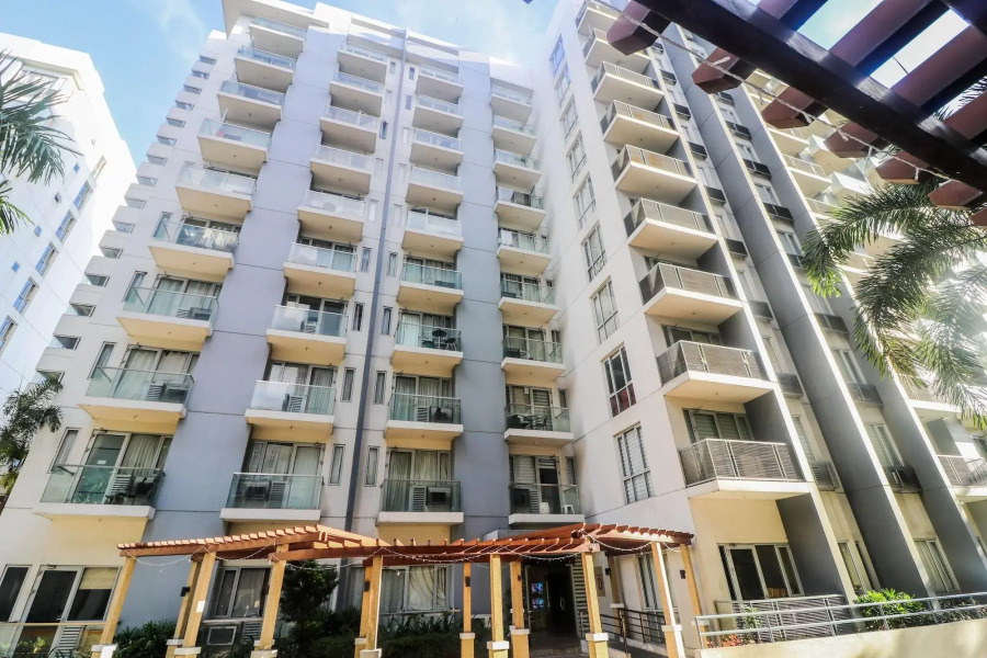 PRS @ One Palm Tree Villa near T3 Airport