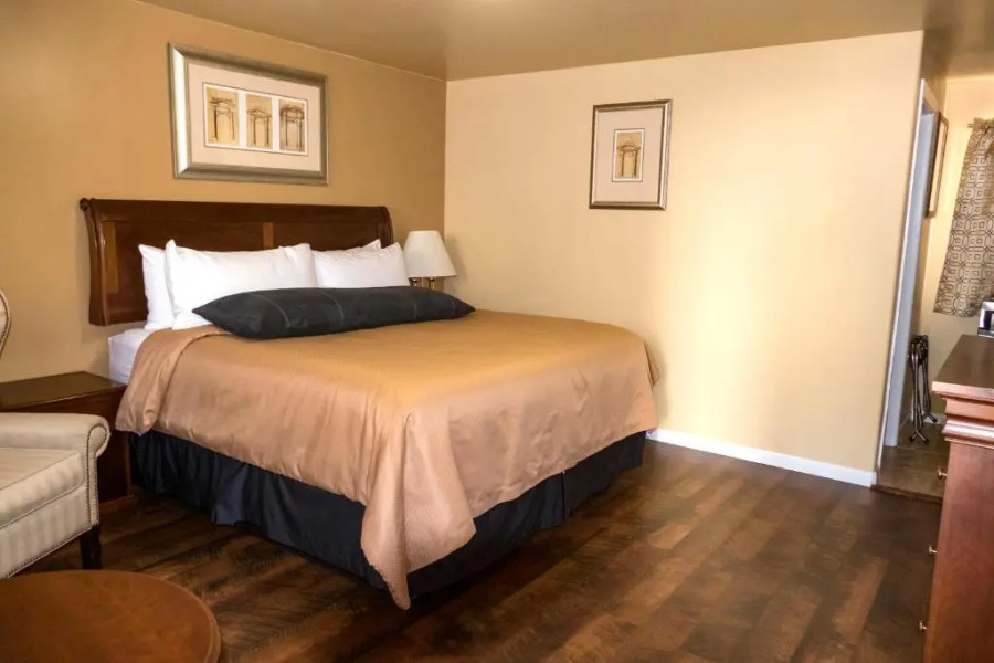 Abram Inn & Suites