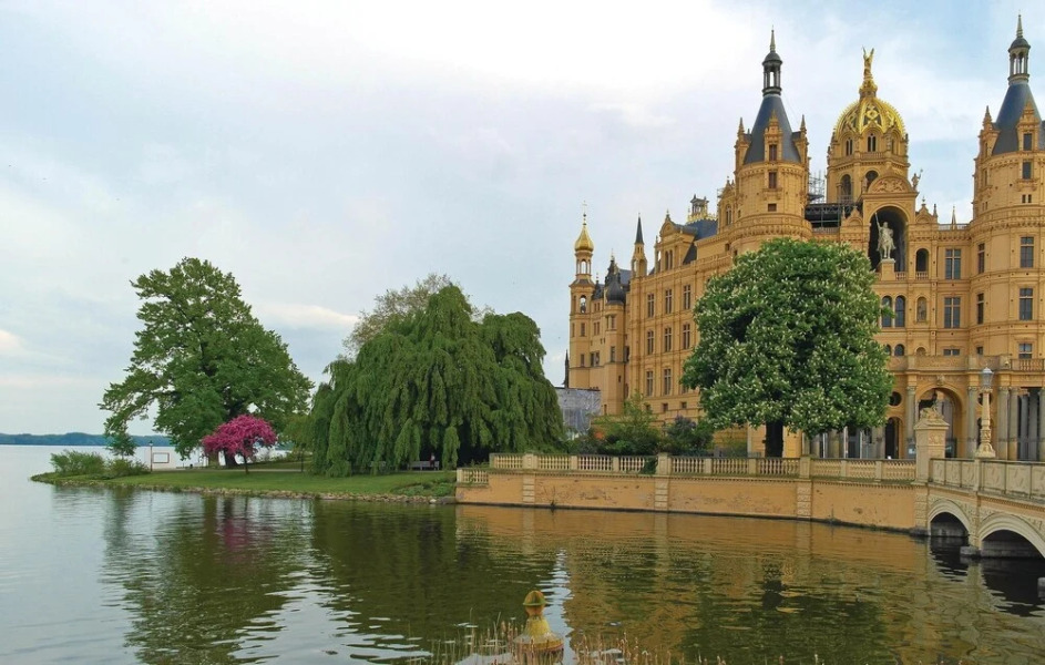 Stunning Home in Hohen Wieschendorf With 2 Bedrooms