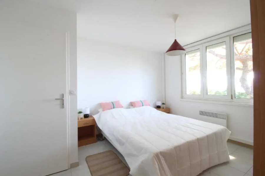 Appartement rénové 2 chambres les pieds dans l'eau