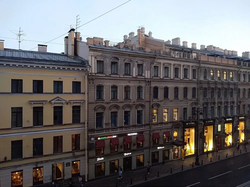 Art Mir na Nevskom - Hostel