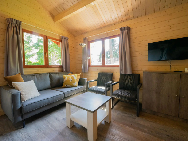 Chalet Near Utrecht With Combimicrowave