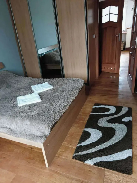 Rumia - Apartment - Sleeps 8 - Parking - Seaside