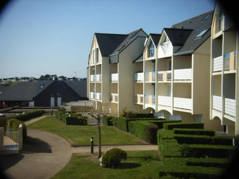 REF 003 STUDIO Vue sur port Résidence du Soleil