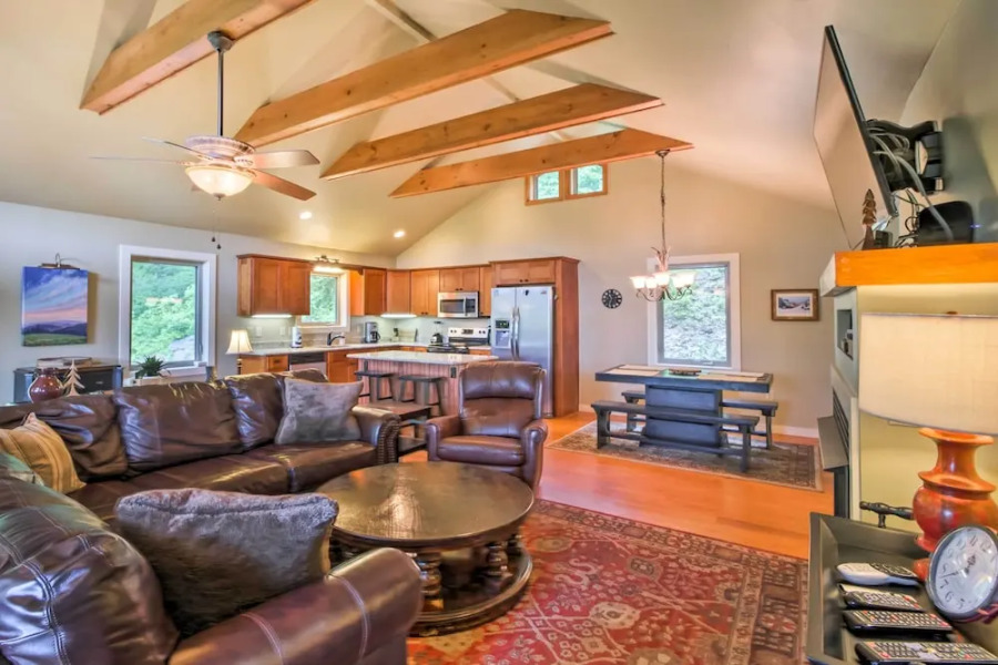 Mountain View Boone Home Close to Blue Ridge Pkwy!