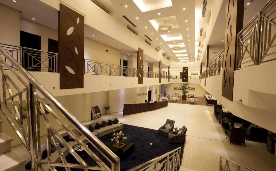 Grand Lily Hotel Suites