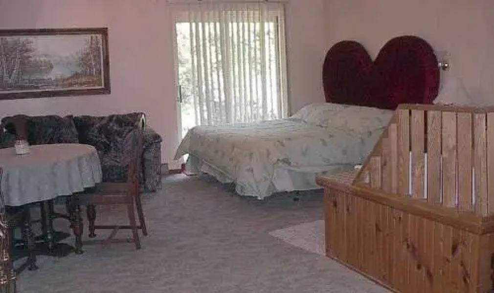 Top Notch Restaurant & Motel