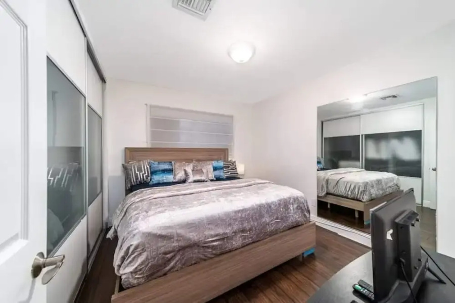 Heated Pool Home Near Beach