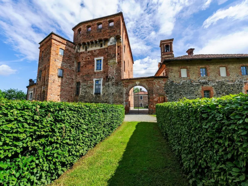 Heritage Apartment in Sandigliano With Garden
