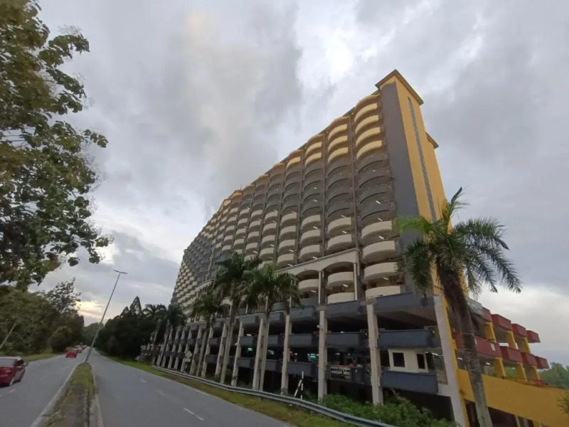 Desair Apartment By SCHT