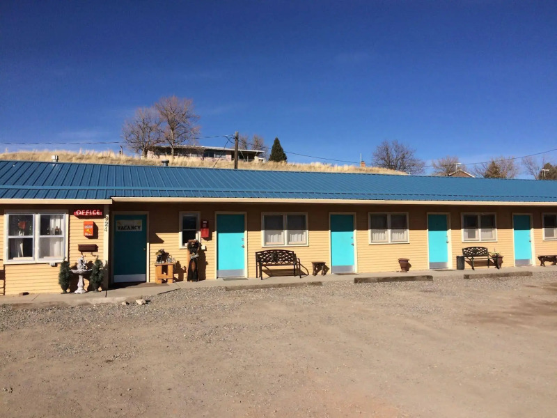 El Rancho Motel