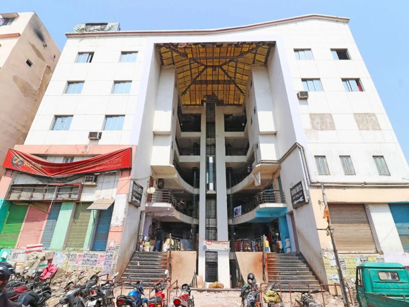 OYO 28130 Hotel Shiva