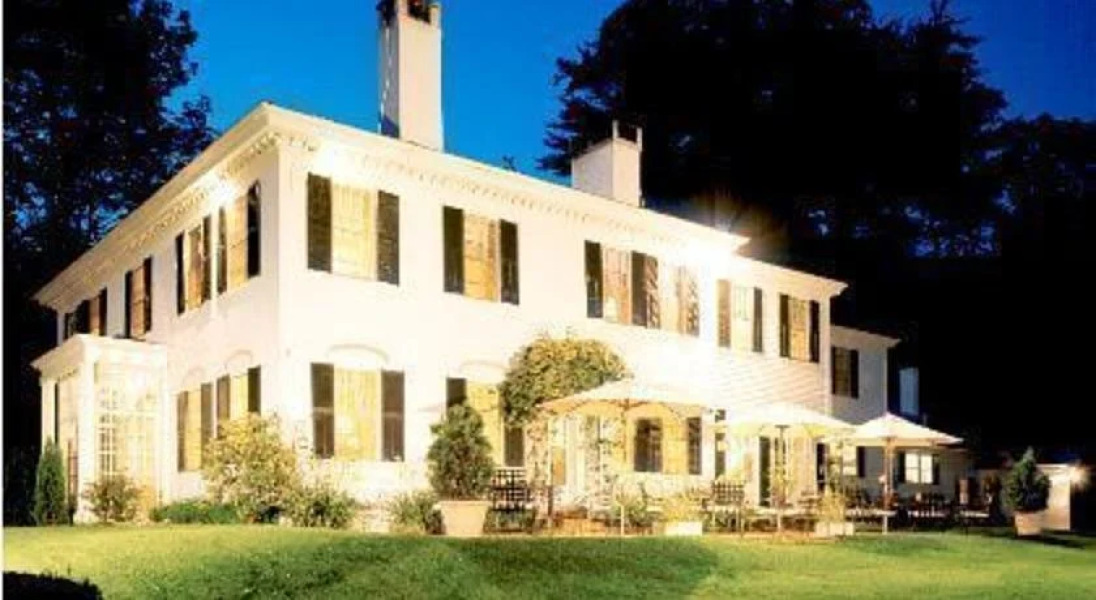 Home Hill Inn