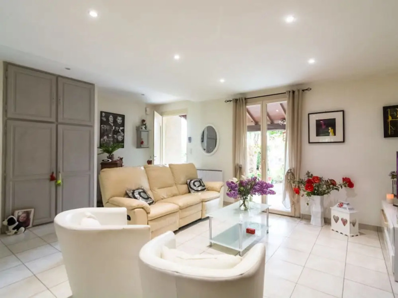 Beautiful Holiday Home in Espere with Swimming Pool