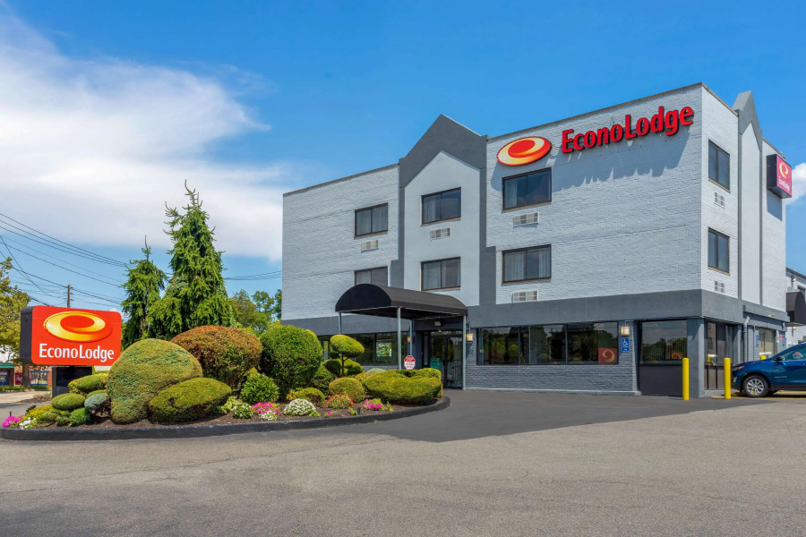 Econo Lodge Hicksville