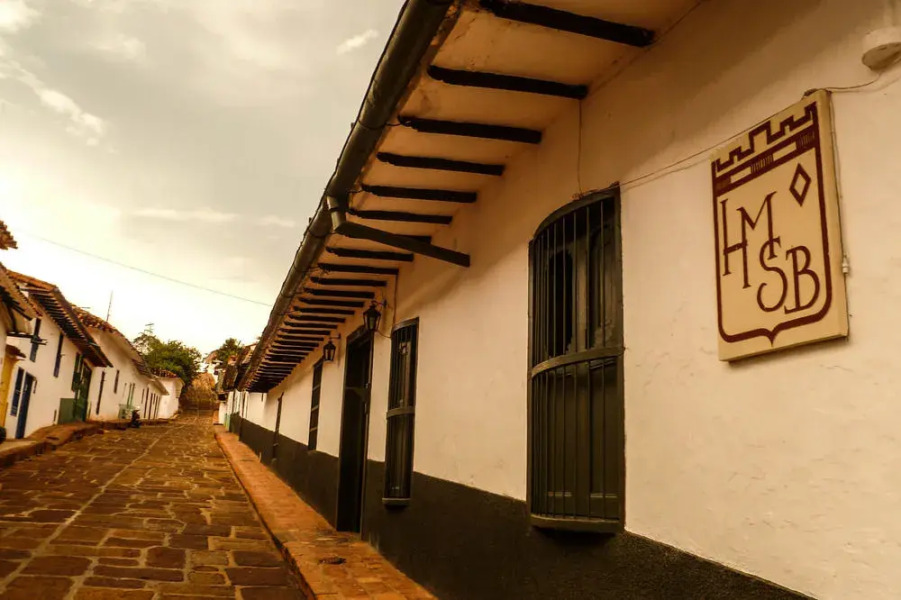 Hotel Mision Santa Barbara RNT 4799