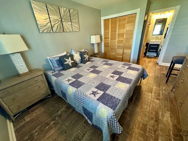 Channel Marker 302 2 Bedroom Condo by RedAwning